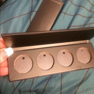 Younique Eye Shadow Pallette Empty 4 pods